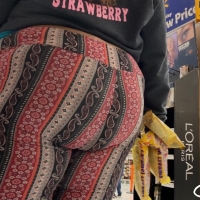 Candid girls in leggings with nice asses tumblr_912e8d17c1806b6f0424fc6e47208e4c_a0d8961a_2048.jpg