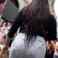 Candid girls in leggings with nice asses tumblr_bc6d14db6b24cf810d4a8c300afbca07_eabd3994_1280.jpg