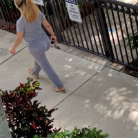 Candid girls in leggings with nice asses tumblr_e2b4baf12f06cccf5b0a40d2c20357b3_4398f379_2048.jpg