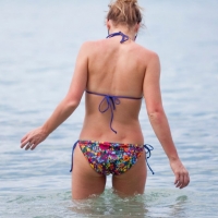 Candid beach and bikini girls imgsrc.ru_70943871PlY.jpg