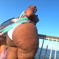 Ebony candid girls in bikinis tumblr_158b1954ec0986c34e522cc74ed3fdc2_afb539ed_2048.jpg
