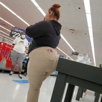 Candid girls in jeans and pants tumblr_9e9a48d906ba440530d0358bc1d9e642_2b425300_2048.jpg