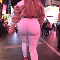 Sexy candid ebony babes in tight jeans and pants candidbubbles_375-43.Movie_Snapshot.jpg