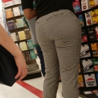 Sexy candid ebony babes in tight jeans and pants New Project.mp4-2021-03-27-15h47m18s533.jpg
