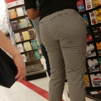 Sexy candid ebony babes in tight jeans and pants New Project.mp4-2021-03-27-15h47m44s981.jpg