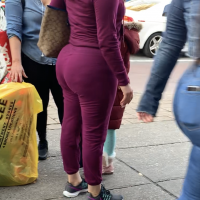 Candid girls in jeans and pants tumblr_8c85b255e2bf3fe94da67e2cdde07bfd_bb41fc29_1280.png