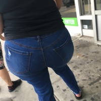 Candid girls in jeans and pants tumblr_bca0c8c4cb57d4ea0b7559a82482e34f_f947ae4f_2048.jpg