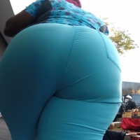 Sexy candid ebony babes in tight jeans and pants tumblr_75dcd0a7415e366ff5293a280b7e64b7_9da8f178_2048.jpg