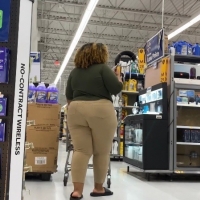Sexy candid ebony babes in tight jeans and pants tumblr_79bcf7b91c09b37b598c624bdcbbd127_3e256a09_1280.jpg