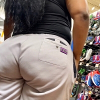 Sexy candid ebony babes in tight jeans and pants tumblr_88d441d162e62ca72bc4d044b28e618b_a4de8c09_2048.jpg
