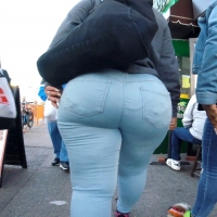 Sexy candid ebony babes in tight jeans and pants tumblr_630d3fa7f8c60d6166d1fcc7c15a4536_810c889f_2048.jpg