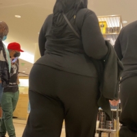 Sexy candid ebony babes in tight jeans and pants tumblr_752ef7a0c92593de47e152ed5c54b9a3_3b7c9d2a_2048.jpg