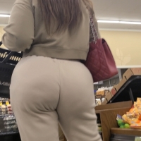 Sexy candid ebony babes in tight jeans and pants tumblr_867bb7c4edb962722d20b649b42238ec_13de586d_1280.jpg
