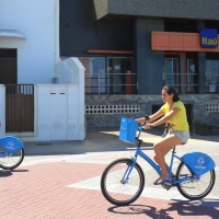 Candid girls in shorts 143765913@N04_29915743933_Salvador - Bahia (4).jpg