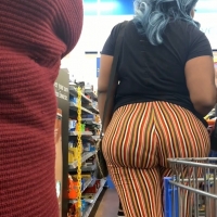 Sexy candid ebony babes in tight jeans and pants tumblr_bc52edab319ed3702d6eebd6d963b959_a6eaf67b_1280.jpg