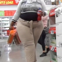 Sexy candid ebony babes in tight jeans and pants tumblr_c645d1521f73d83c3fb037761d47aced_1fb6f42c_1280.jpg