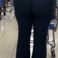 Sexy candid ebony babes in tight jeans and pants tumblr_c5745c82dce45c90dacf3b217db9f169_987b4b81_1280.png