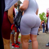 Candid girls in shorts tumblr_121de016bc5c12e40e69670b8a080caf_90714bf2_2048.jpg