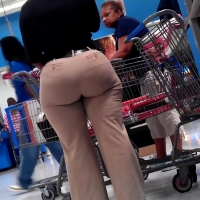 Sexy candid ebony babes in tight jeans and pants tumblr_cafe648248e7641d499bb45f475ebaeb_65e9ad18_2048.jpg