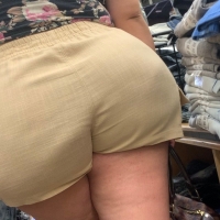 Candid girls in shorts tumblr_763ab83db8e23fb7d356de1519d60baa_af314df9_1280.jpg