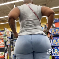 Sexy candid ebony babes in tight jeans and pants tumblr_cbbedc68abc377b86bc126549030903a_fc92beec_2048.jpg
