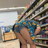 Candid girls in shorts tumblr_2480a1c42425926e7e65ee5f84fd47d4_e310757d_2048.jpg