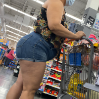 Candid girls in shorts tumblr_717f9f0b6ac410705f02cb807cb182f4_73a91547_2048.png
