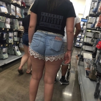 Candid girls in shorts tumblr_d1db53548a6e992c4fb4732bc4b6199a_17adce4a_2048.jpg