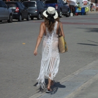 Candid girls in skirts and dresses 143765913@N04_46030426434_Salvador, Bahia (1).jpg