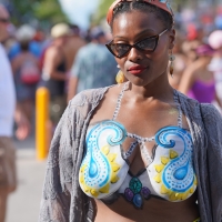 Candid sexy ebony babes' tits 123865869@N06_49497205983_DSC03209.jpg
