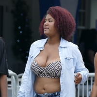 Candid sexy ebony babes' tits 123865869@N06_49641774683_MB 30111.jpg