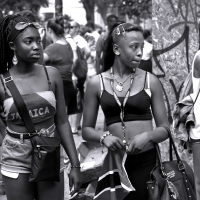 Candid sexy ebony babes' tits kiedyszko007_12560355864_Notting Hill Carnival 2013.jpg