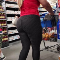 Sexy candid Latina milf in scrunch leggings with a phat booty Latina MILF Scrunch leggings 2.mp4-2022-07-07-14h39m55s195.jpg