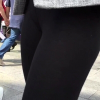 Crotch in leggings