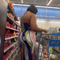 Candid ebony milf in a tight sundress with a phatty and vpl Sundress phatty mama.mp4-2023-07-08-08h08m03s688.jpg