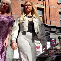 Sexy candid blonde girl with a nice ass in grey loose flared pants The_Joker - Video_302.mp4-2022-07-09-09h52m09s892.jpg