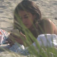 Compilation of beautiful and sexy candid beach babes 21 65 1998 trail.mp4-2022-07-09-11h45m46s492.jpg