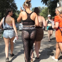 Hot ass candid blonde festival girl in see through pants showing her ass and black thong panties seetoc.mp4-2022-07-09-16h17m18s493.jpg