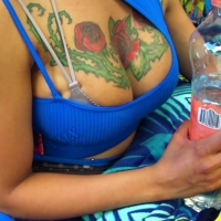 Candid tattooed Latina street vendor with nice tits and a sexy ass in leggings twice do you remember her.mp4-2023-07-09-15h07m51s291.jpg