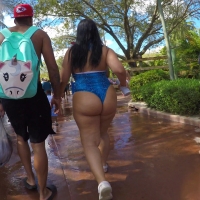 Candid meaty babe in a thong swimsuit at the waterpark RDDT223trailer.mp4-2022-07-10-09h14m07s173.jpg