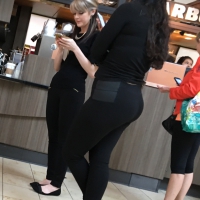 Phat ass brunette at Startbucks in tight leggings Phat ass brunette in leggings
