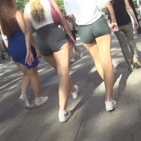 Trio of sexy candid girls with nice asses in shorts and a tight skirt Projekt_07-07(1)_Full HD 1080p_MEDIUM_FR30.mp4-2023-07-11-15h36m18s088.jpg