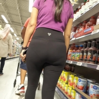 Candid sexy Indian milf with a nice ass and visual panty lines in leggings grocery shopping prup n black.mp4-2023-07-11-15h39m04s622.jpg