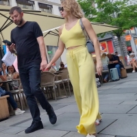 Candid sexy braless blonde girl with puffy nipples and a slim ass in yellow Young_Pam_Vibe_4K.mp4-2023-07-12-16h29m52s267.jpg