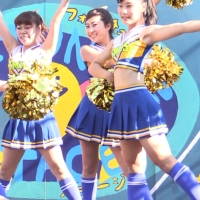 Asian cheerleaders