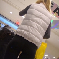 Skinny blonde booty in leggings