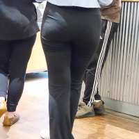 Candid blonde girl with a nice ass and vpl in black flared leggings lv_0_20220509235441.mp4-2022-07-18-06h23m17s301.jpg
