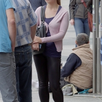 Multiple hot candid babes in tight jeans and pants 98482383@N03_20691101201_Shiny Pants, Bad Fit 2.jpg