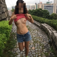 Sexy girls nude or flashing in public for all to see 1625785014866.jpg