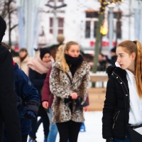 2297921@N20_44783650680_Candid ice skaters.jpg